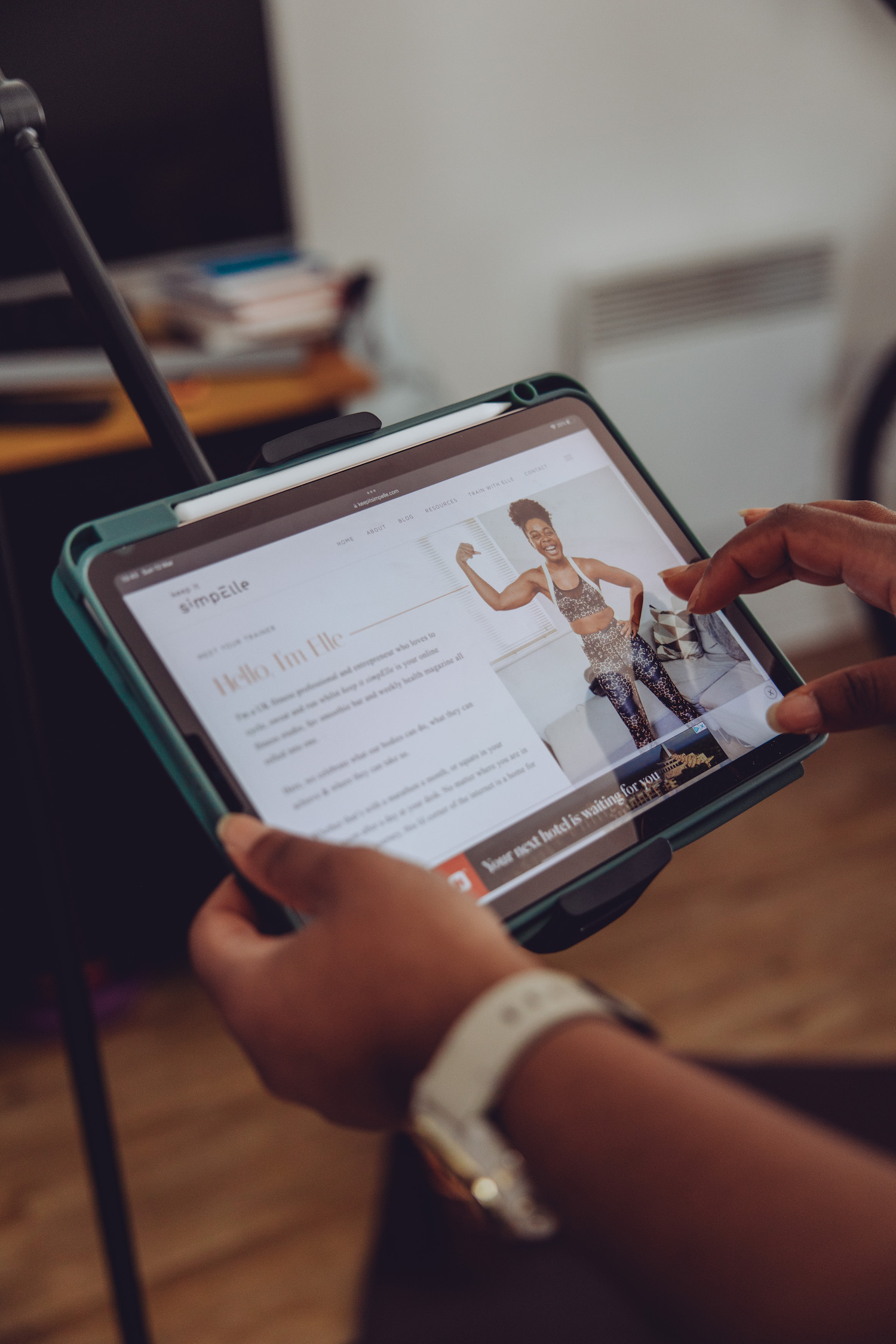 5 Ways To Use Your HoverBar Tower iPad Stand