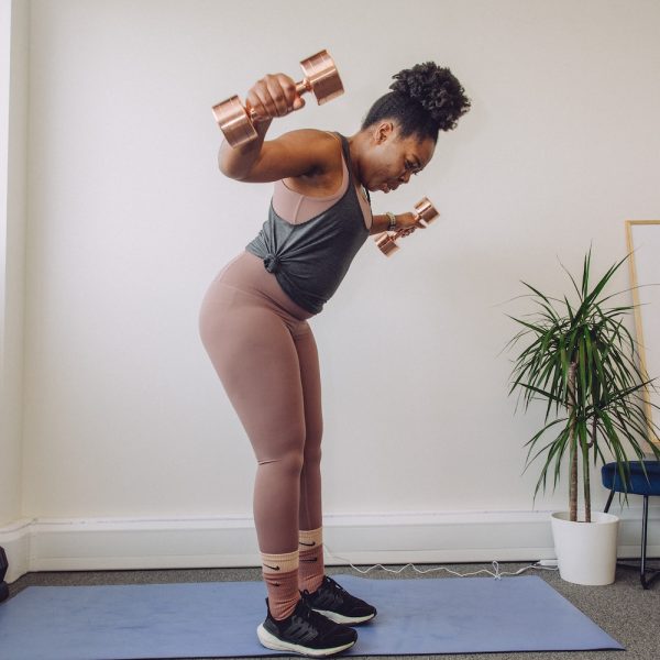 Perfect Form: How To Do Reverse Fly (& Variations)